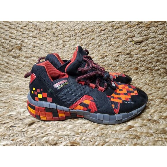 Skechers Magna Fit Mega Craft Cubozone Boy's Sneakers Size 3 Play Shoes School - Picture 1 of 11